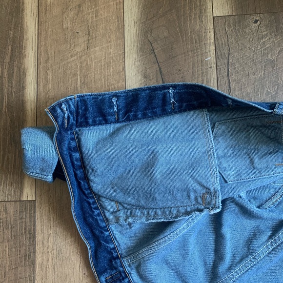 levi's denim jacket - Picture 2 of 4